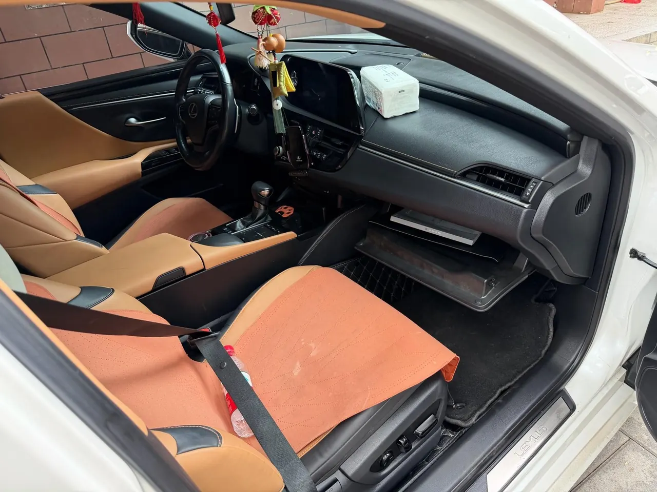 Lexus ES (Imported) 2022 ES200 2.0 Stepless Premium Edition Automatic Gear 3