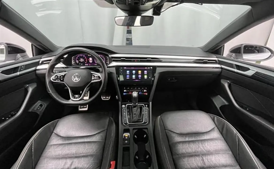 Volkswagen 2021 CC 2.0TSI 380TSI eye-catching automatic gear 4