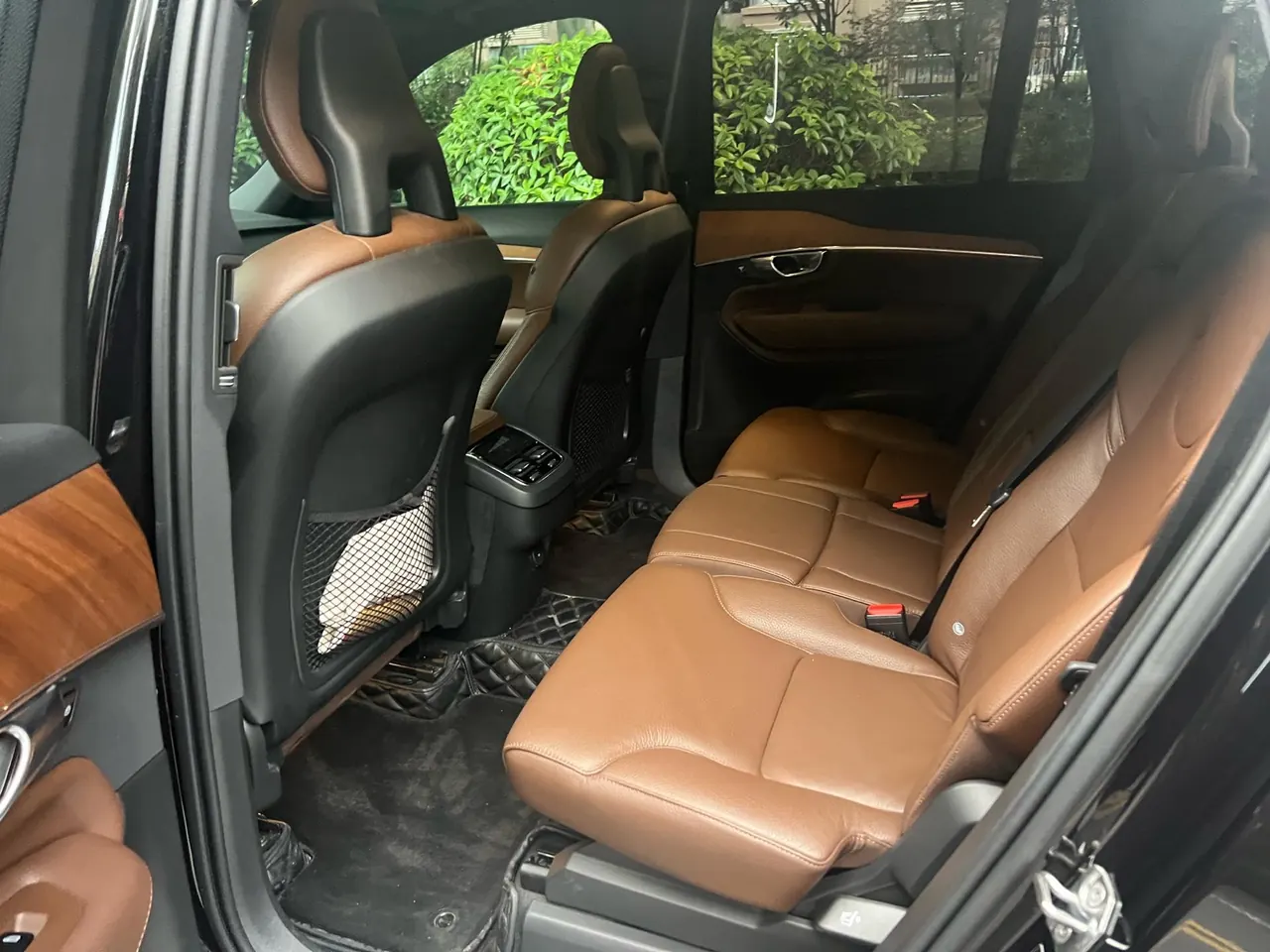 Volvo XC90 (Imported) 2021 XC90 48V 2.0T B6 Zhiyi Deluxe Edition 7-seat Automatic Gear 4