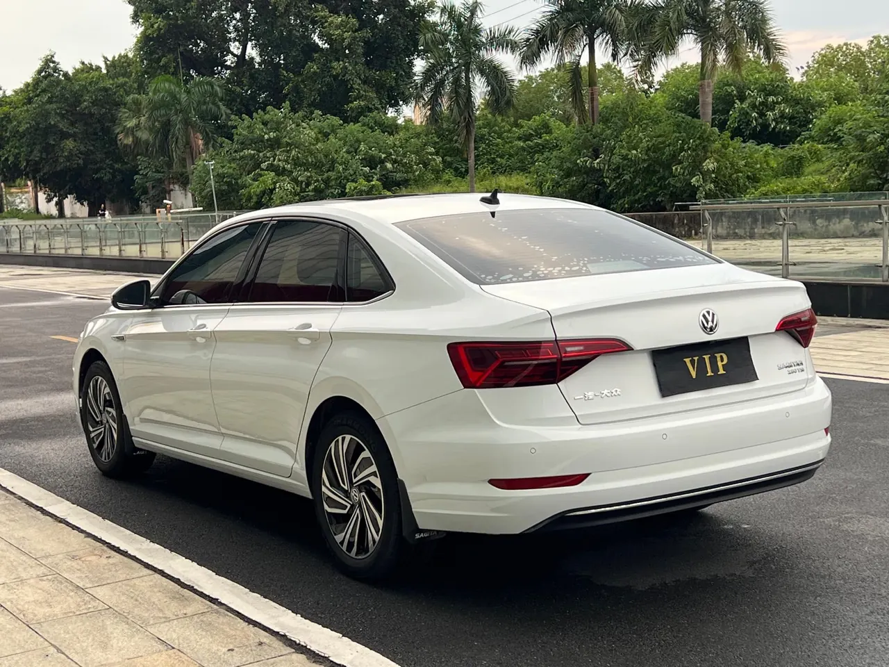 Volkswagen 2021 Sagittarius 1.4TSI 280TSI Flagship Zhilian Edition Automatic Gear 4