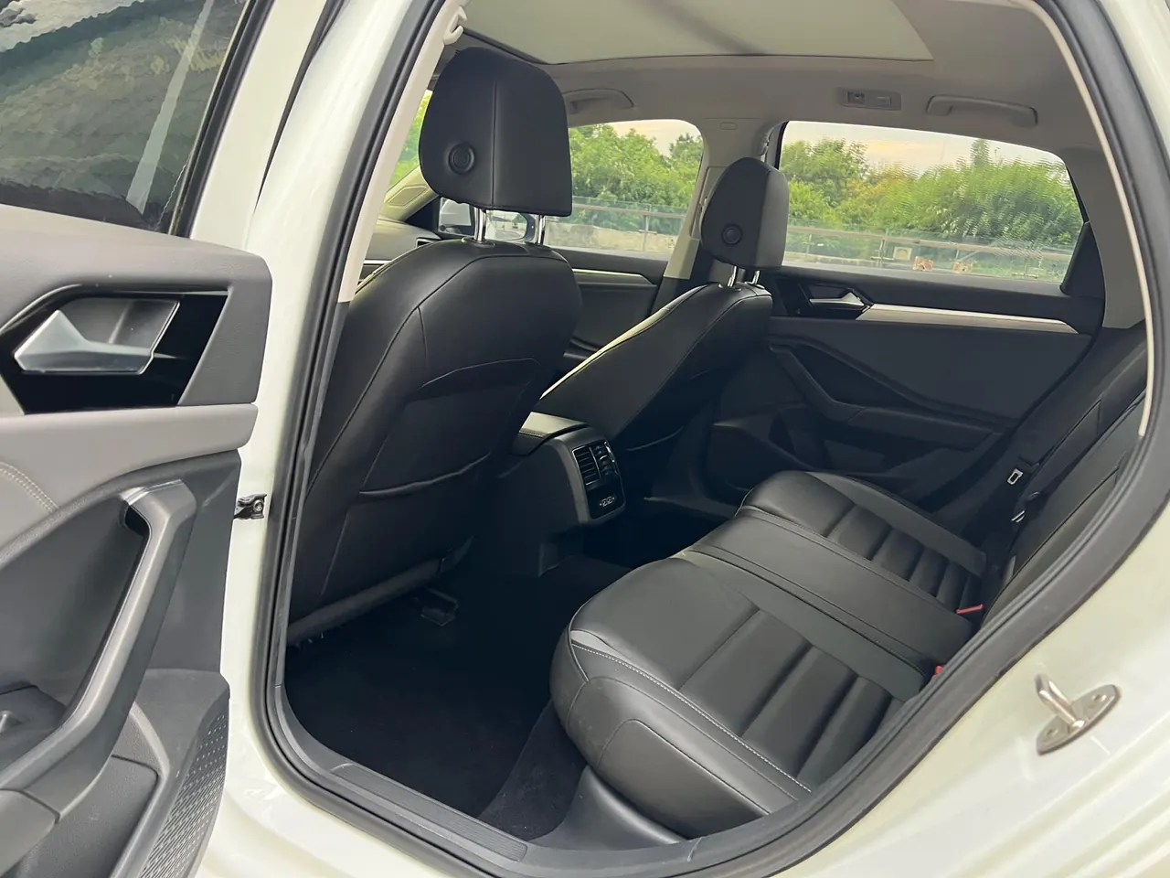 Volkswagen 2021 Sagittarius 1.4TSI 280TSI Flagship Zhilian Edition Automatic Gear 8