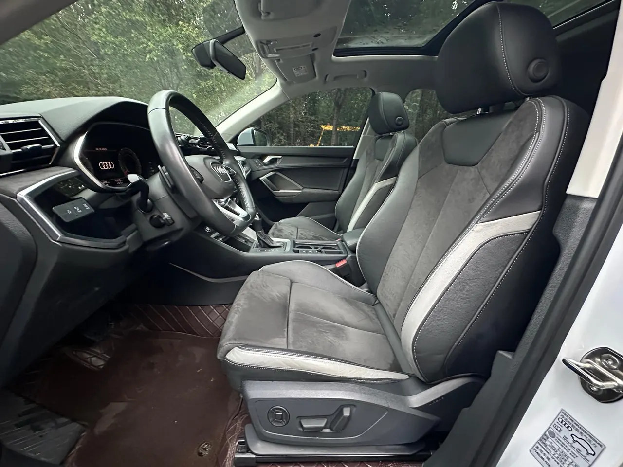 Audi 2022 Q3 1.4TFSI 35TFSI Fashion Dynamic Automatic 2
