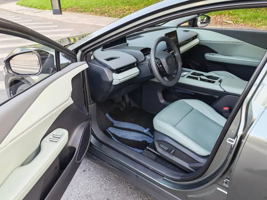Toyota 2026 bZ3 Smart Home PRO Automatic Gear 4