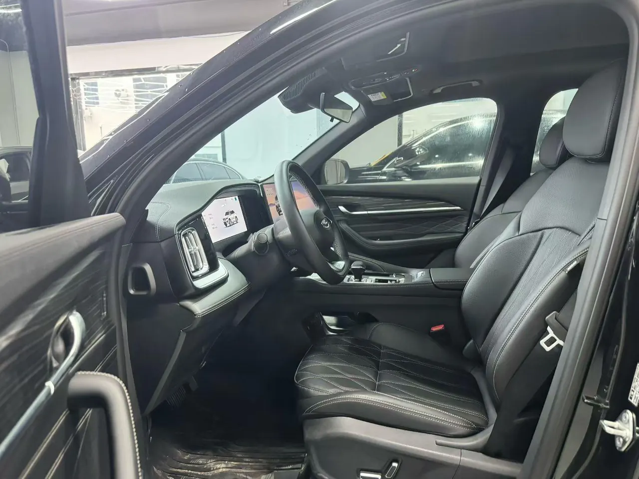 Geely 2026 XingyueL (Monjaro) 2.0TD Changfeng Mountain Version Automatic Gear 4