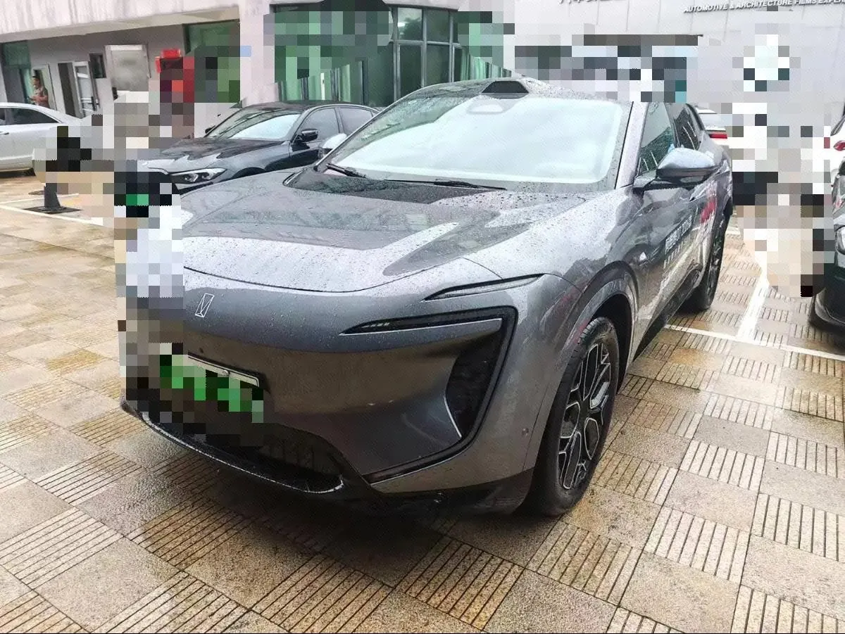 打开图片灯箱:Avatr 2026 Avatr 07 Ultra Pure Electric Edition Four-wheel Drive Automatic Gear