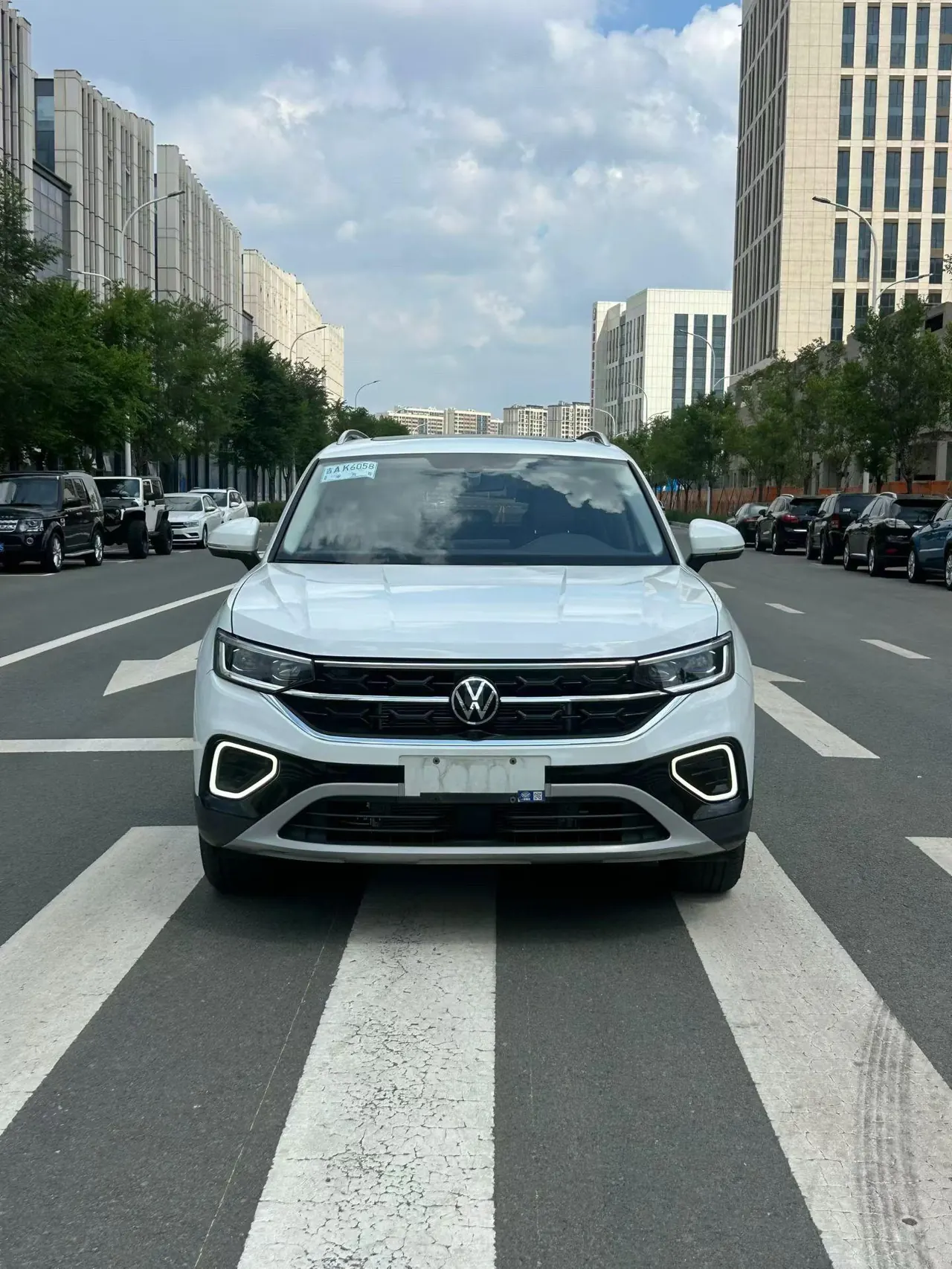 Volkswagen 2024 Tanyue 1.5TSI 300TSI Two-Drive Luxury Plus Advanced Edition Automatic Gear 2