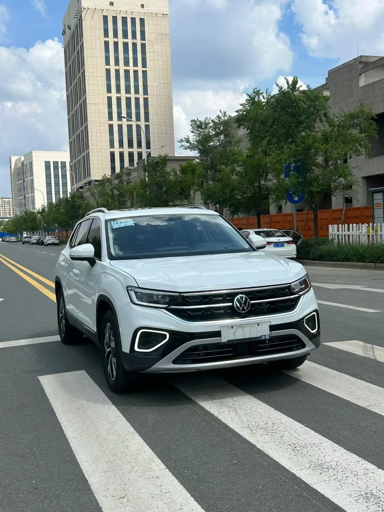 Volkswagen 2024 Tanyue 1.5TSI 300TSI Two-Drive Luxury Plus Advanced Edition Automatic Gear 3