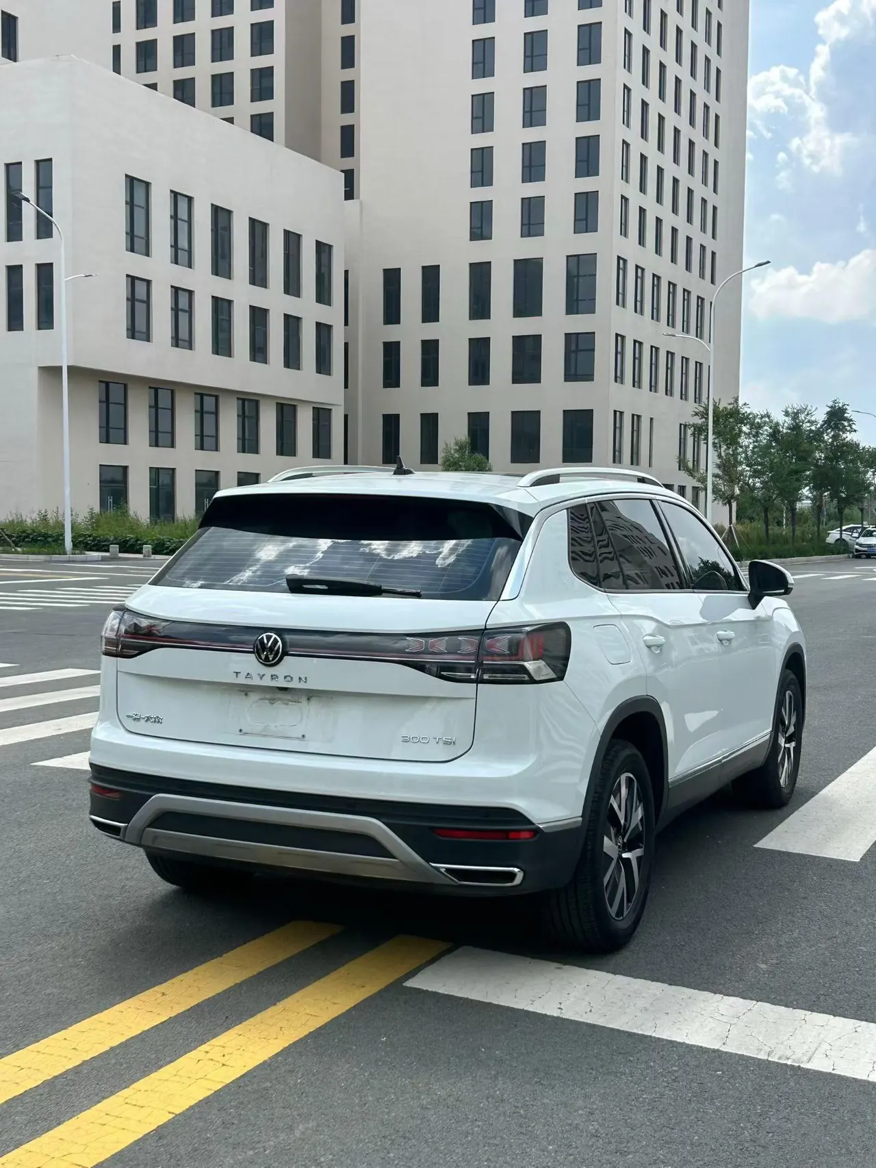 Volkswagen 2024 Tanyue 1.5TSI 300TSI Two-Drive Luxury Plus Advanced Edition Automatic Gear 9