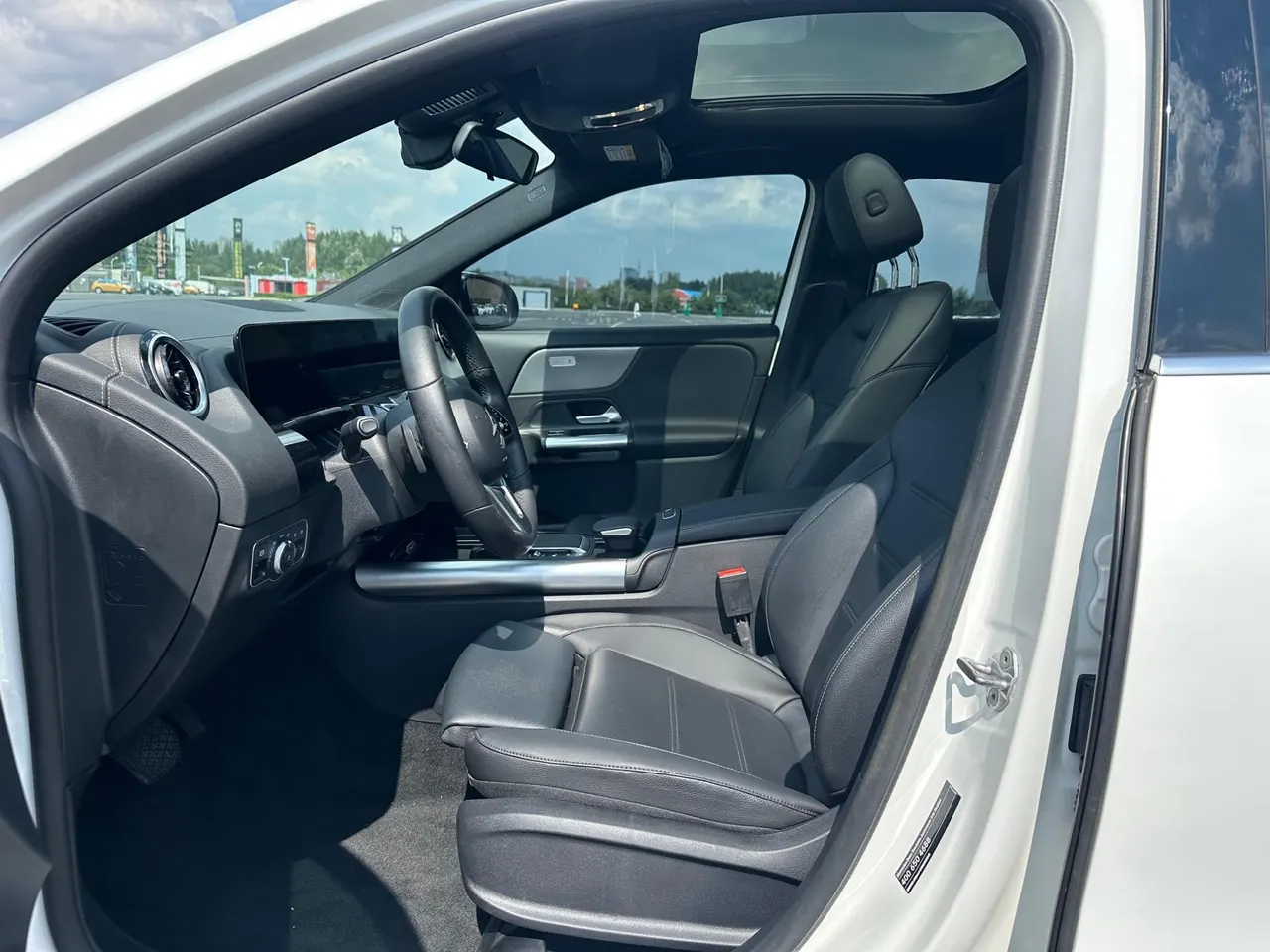 Mercedes Benz 2022 GLA 180 1.3T (modified) automatic gear 4