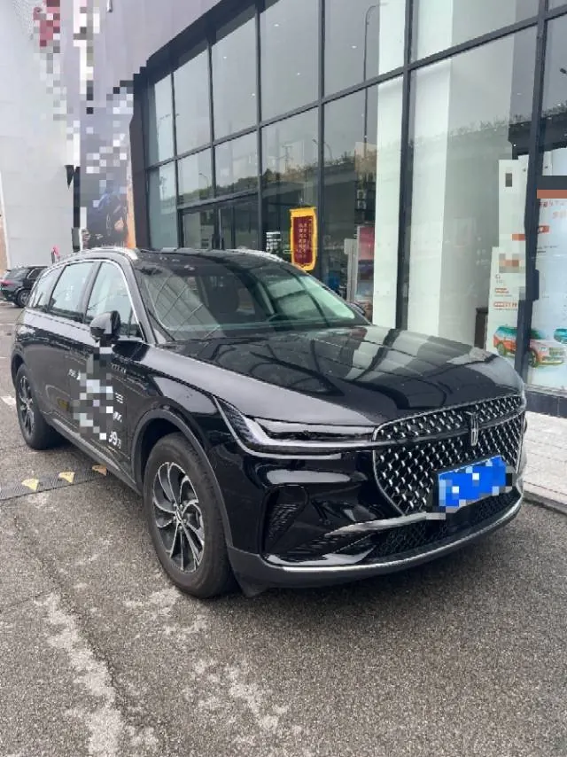 Lincoln 2026 Navigator 2.0T Two-Drive Sailing Edition Automatic Gear 3