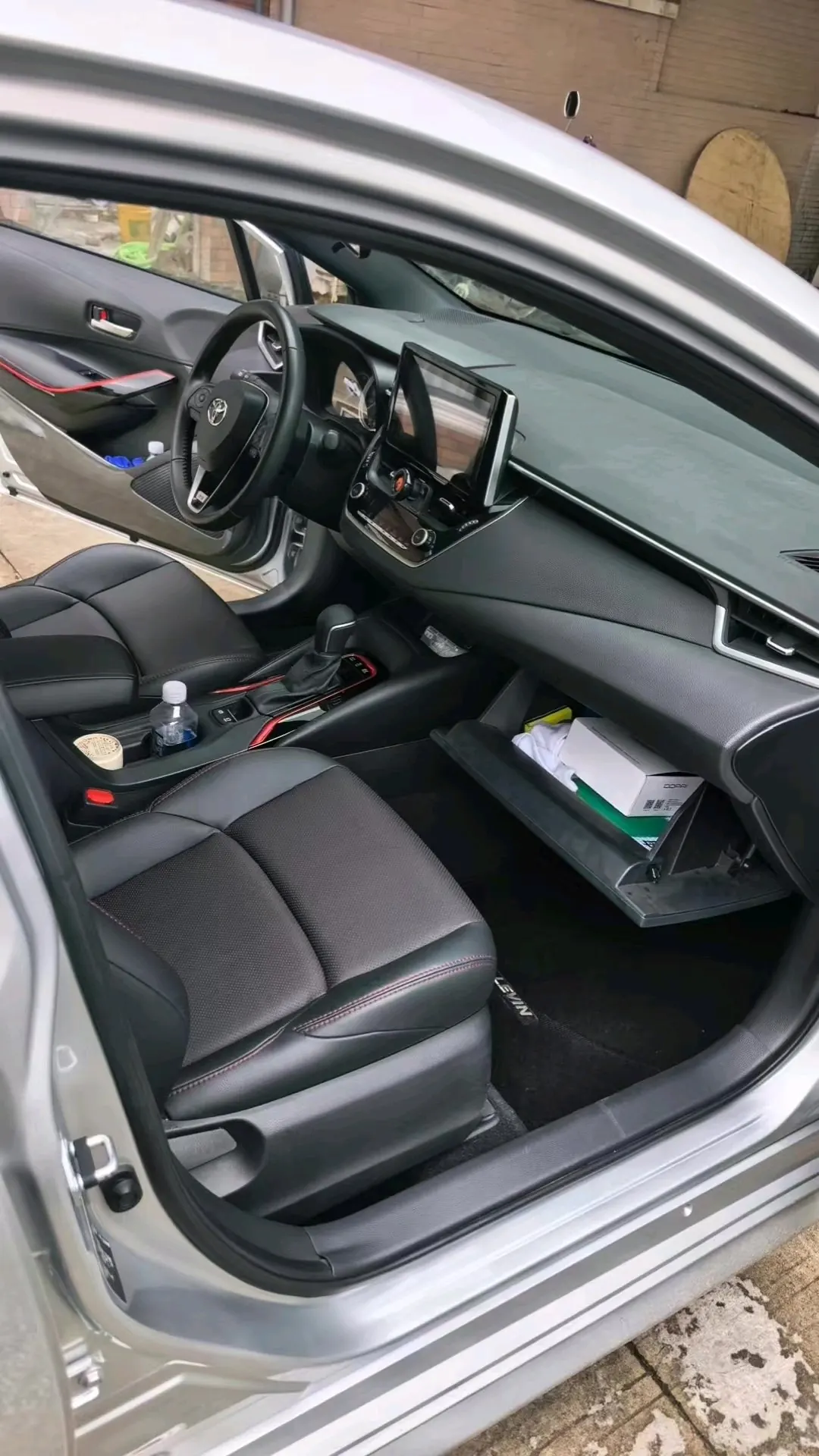 Toyota 2022 Lei Ling Shuangqing 1.8H Stepless Sports Edition Automatic Gear 5