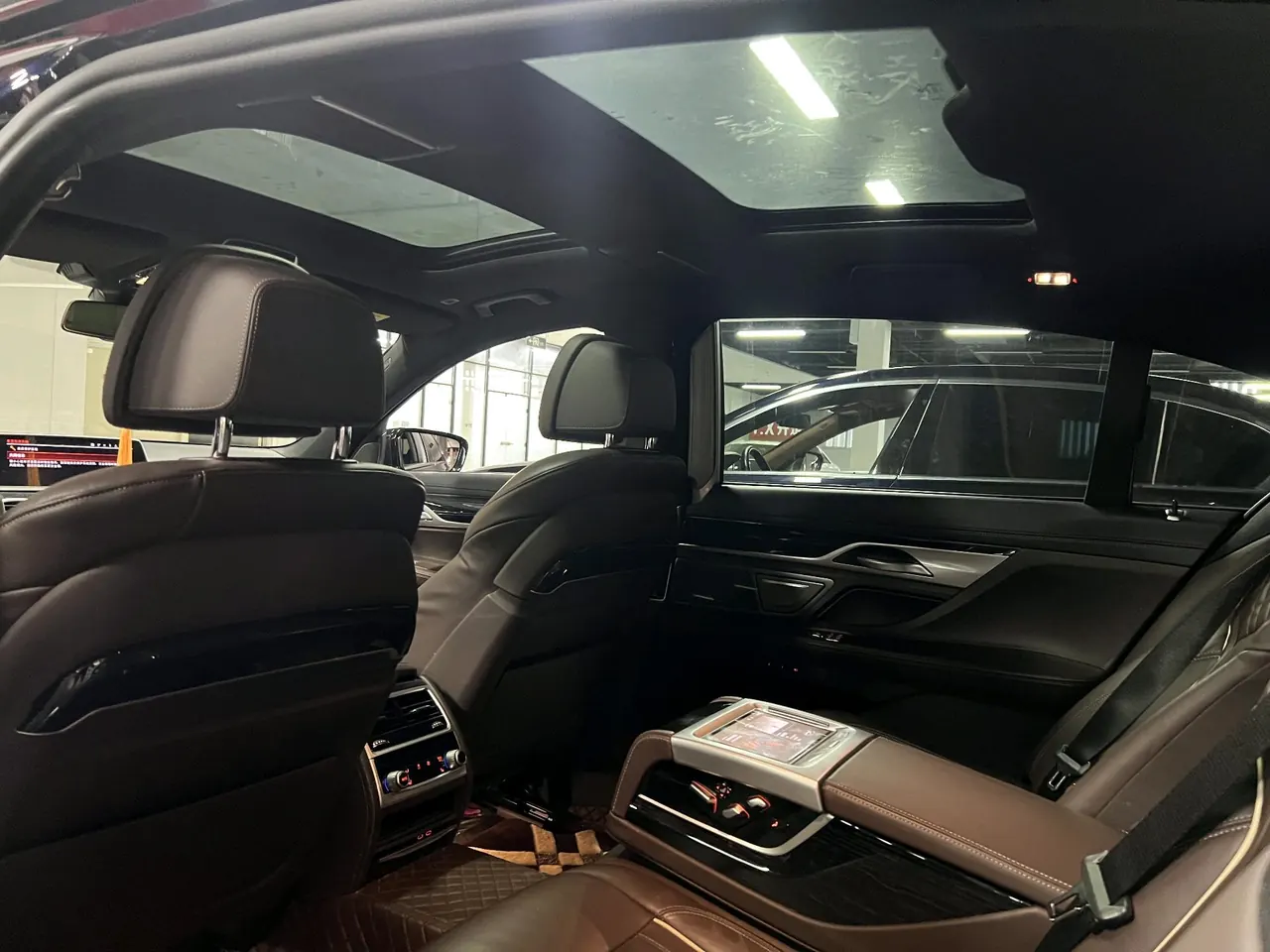 BMW 7 Series (Imported) 2021 730Li 2.0T M Sports Suit Automatic Gear 16