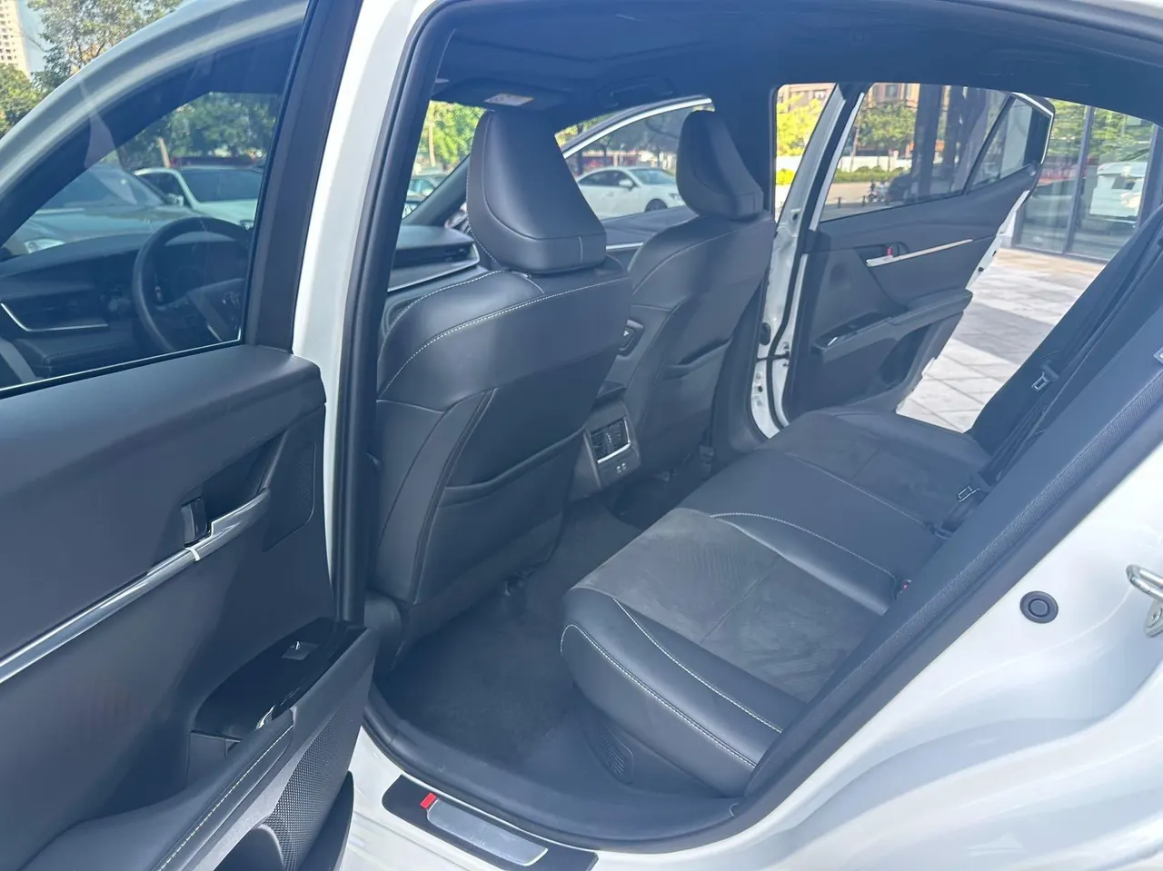 Toyota 2024 Camry Dual Engine 2.0HXS CVT Sport PLUS Edition Automatic Transmission 5