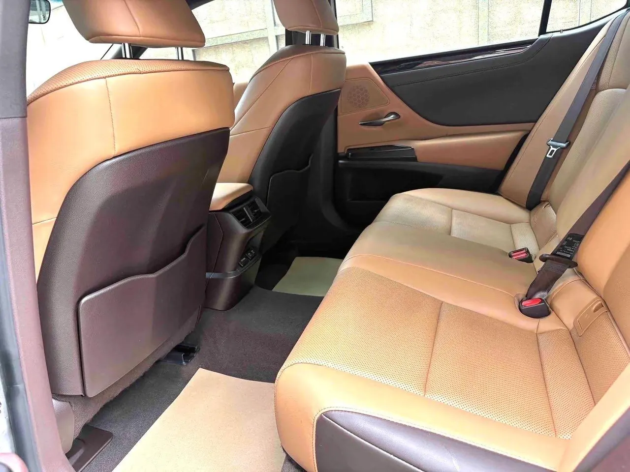 Lexus ES (Imported) 2020 ES200 2.0 Stepless Deluxe Edition Automatic Gear 9