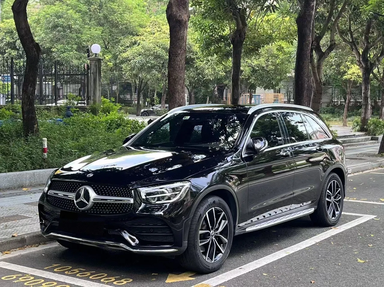 Open image lightbox: Mercedes Benz 2020 GLC 300 L 4MATIC 2.0T Dynamic (Modified) Automatic Gear