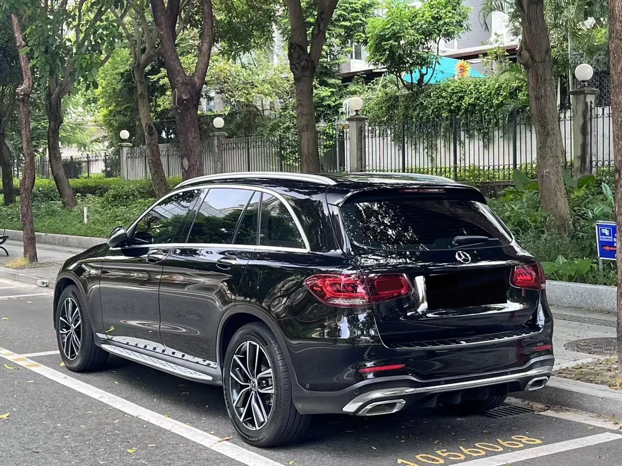 Mercedes Benz 2020 GLC 300 L 4MATIC 2.0T Dynamic (Modified) Automatic Gear 8