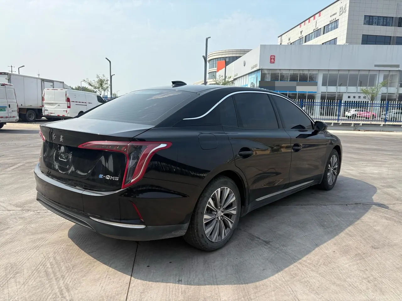 HongQi 2023 E-QM5 Basic Travel Edition (Modified) Automatic Gear 6