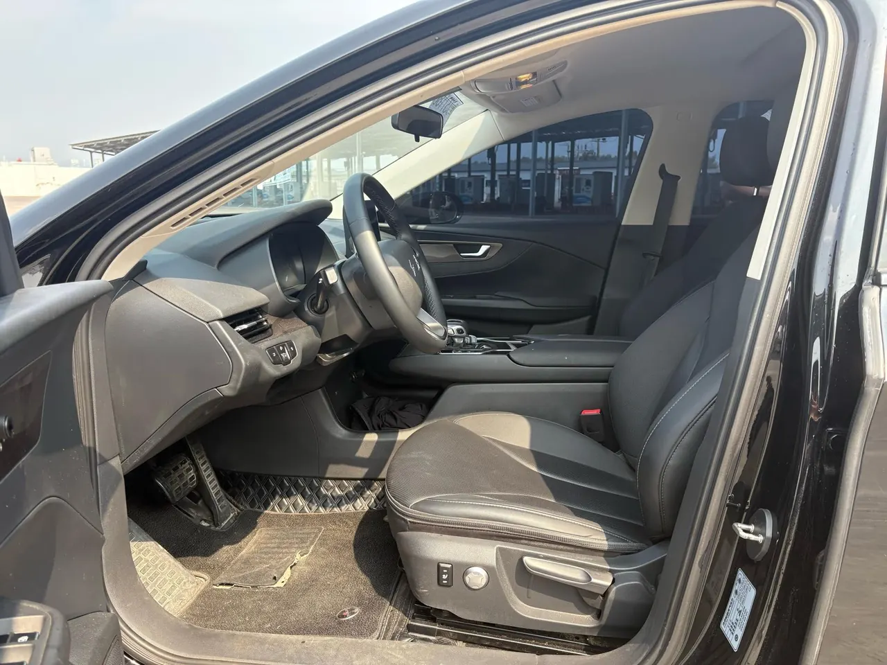 HongQi 2023 E-QM5 Basic Travel Edition (Modified) Automatic Gear 9