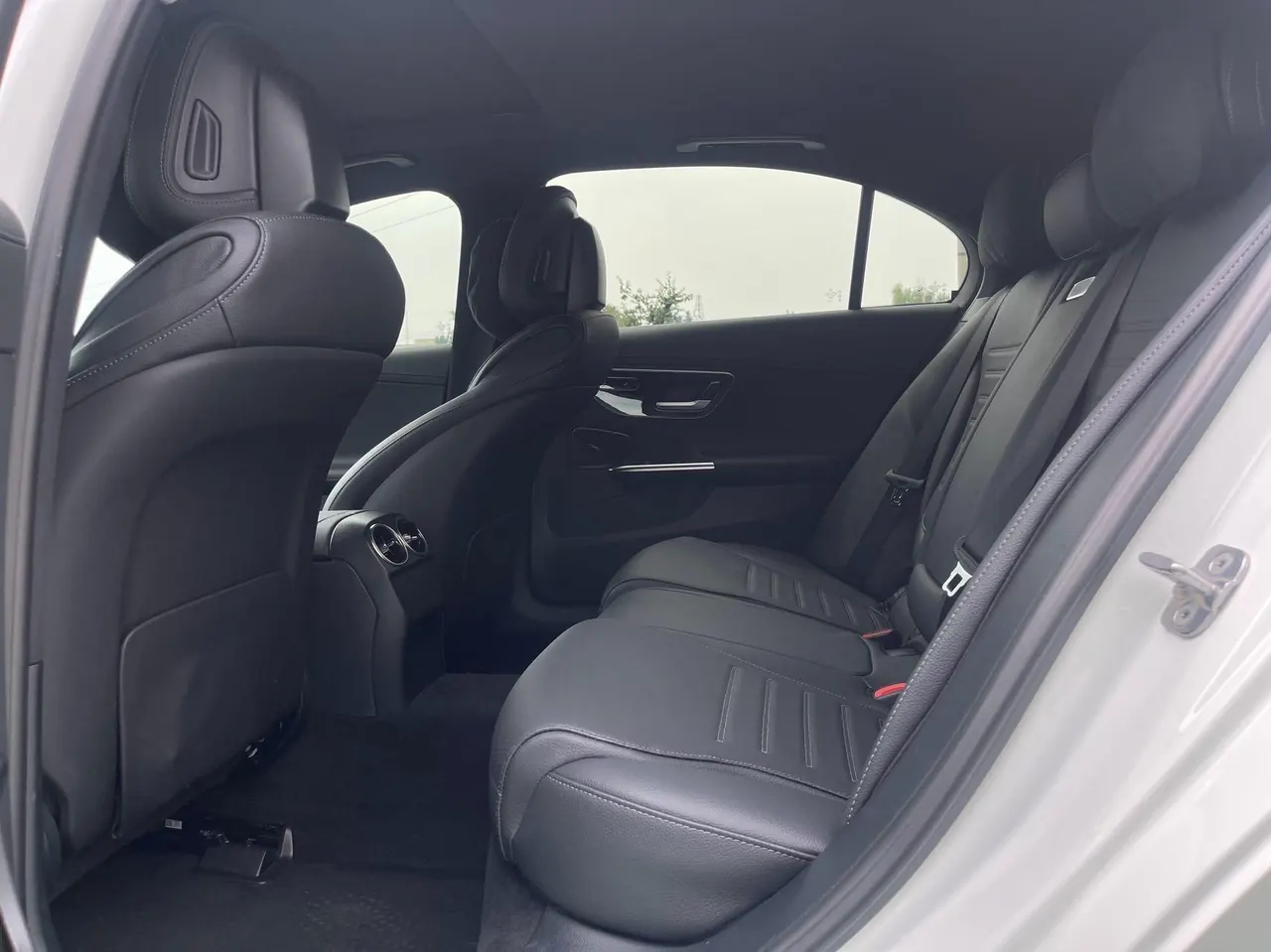Mercedes Benz Class C 2023 C 200 L 48V 1.5T Sports Edition Automatic Gear 6
