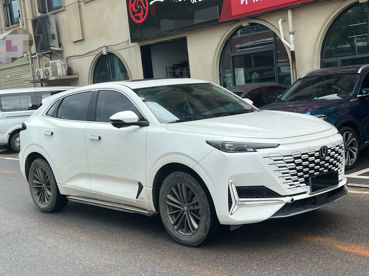 ChangAn 2024 UNI-K 2.0T Two-Drive Yuesang Automatic Gear 3