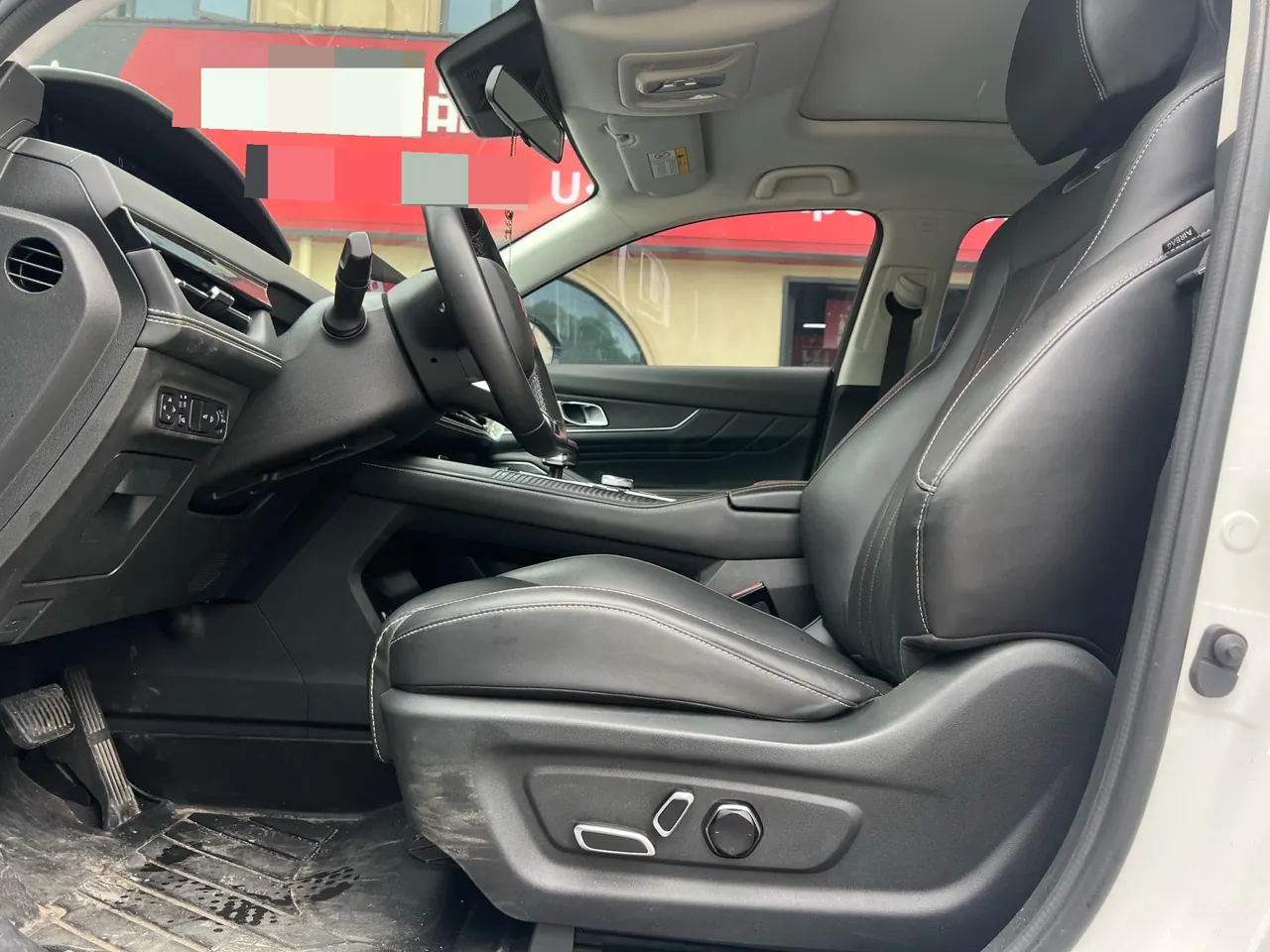 ChangAn 2024 UNI-K 2.0T Two-Drive Yuesang Automatic Gear 4