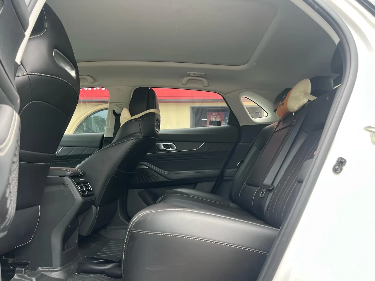 ChangAn 2024 UNI-K 2.0T Two-Drive Yuesang Automatic Gear 6