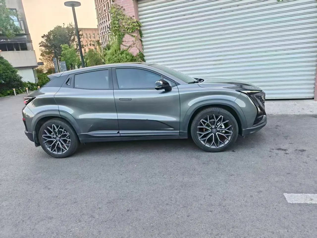 ChangAn 2022 UNI-T 1.5T honorable automatic gear 5