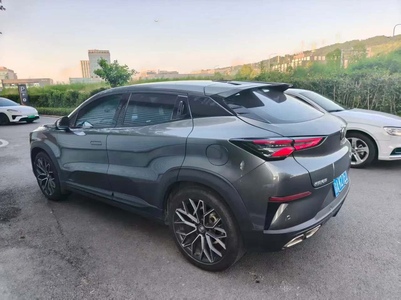 ChangAn 2022 UNI-T 1.5T honorable automatic gear 6