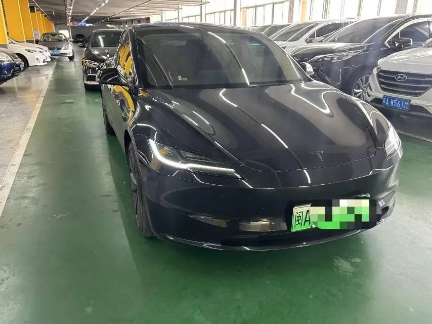 Tesla 2025 Model 3 Rear-Wheel-Drive Edition (facelift) Automatic Transmission 3