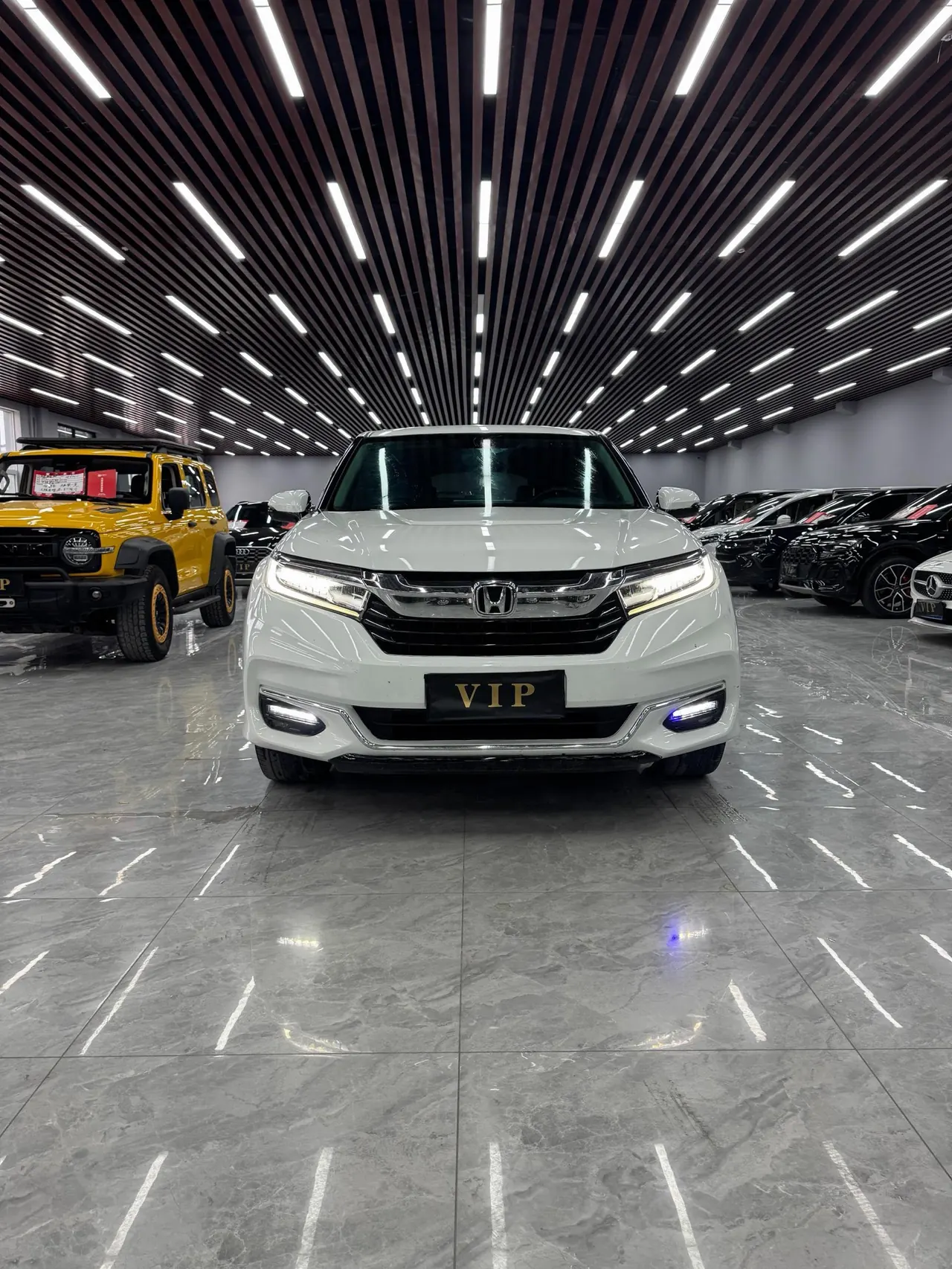 Honda 2020 Crown Road 2.0T 370TURBO Two-Drive Deluxe Automatic Gear 3