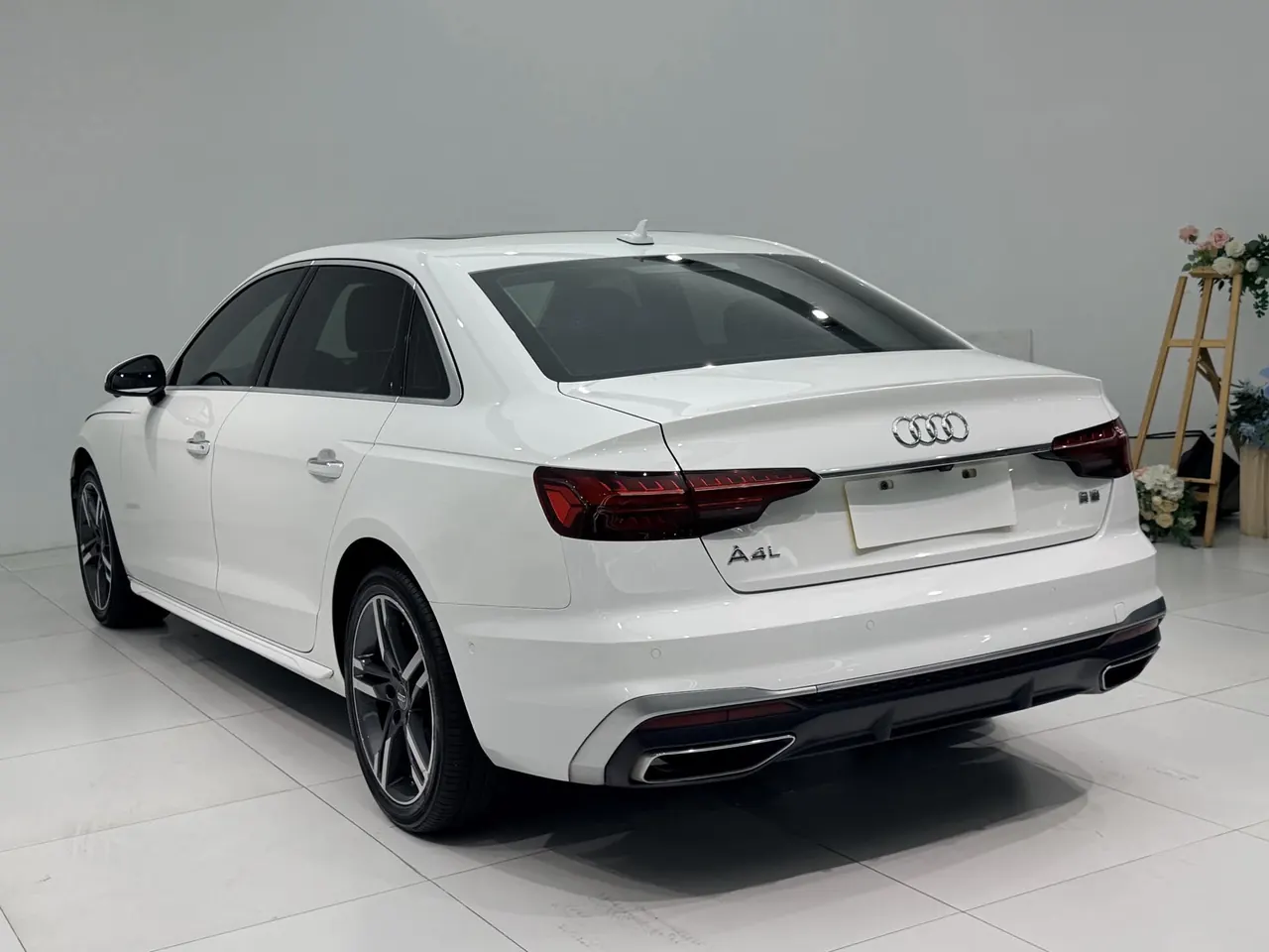 Audi 2020 A4L 2.0TFSI 40TFSI Deluxe Dynamic Automatic 7