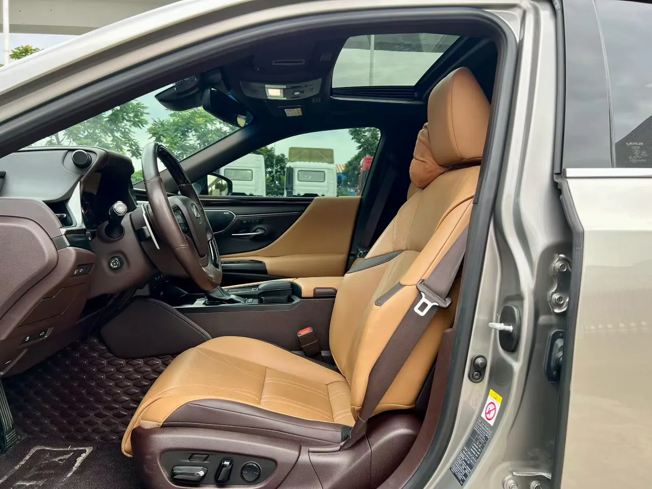 Lexus ES (Imported) 2020 ES300h 2.5 Stepless Administrative Edition Automatic Gear 4