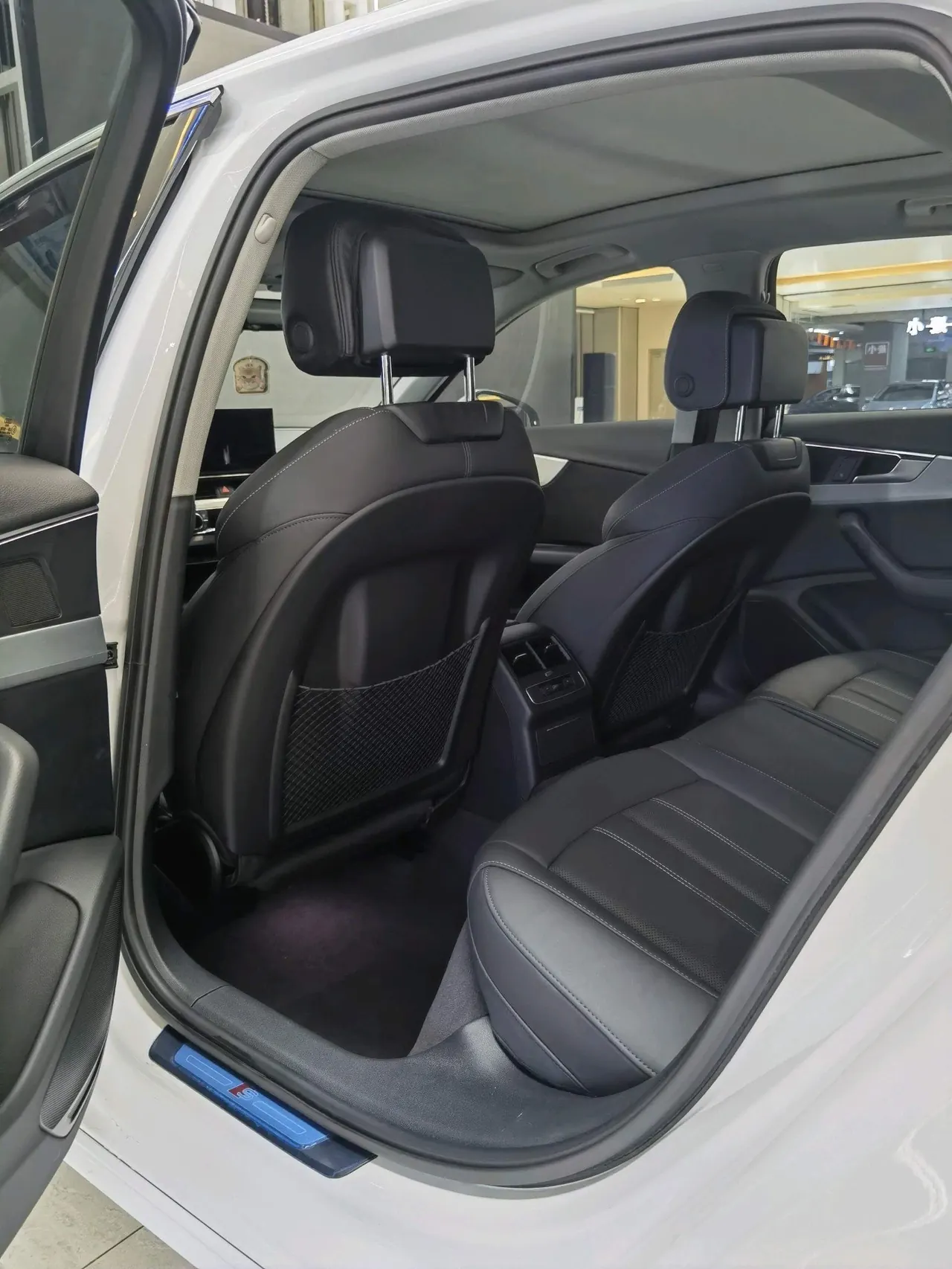 Audi 2020 A4L 2.0TFSI 40TFSI Quattro Deluxe Dynamic Automatic 7