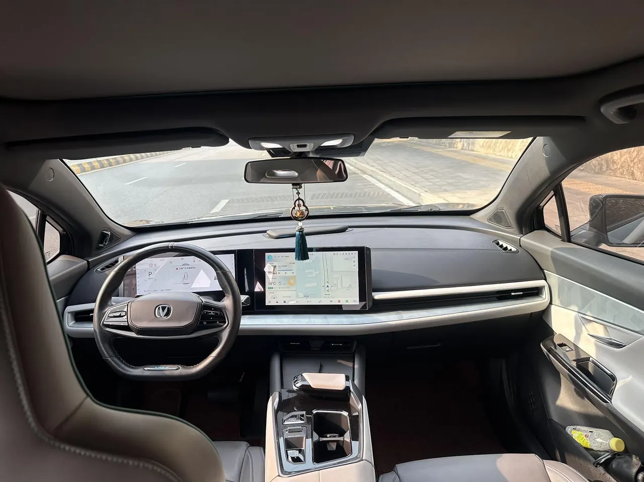 ChangAn 2023 UNI-T 1.5T Flagship Automatic Gear 9