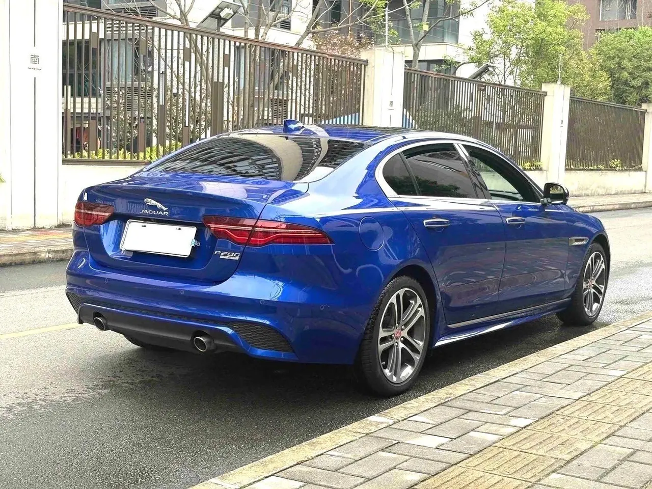 Jaguar 2020 XEL 2.0T 200PS R-DYNAMIC S Enterprising Sports Edition Automatic Gear 4