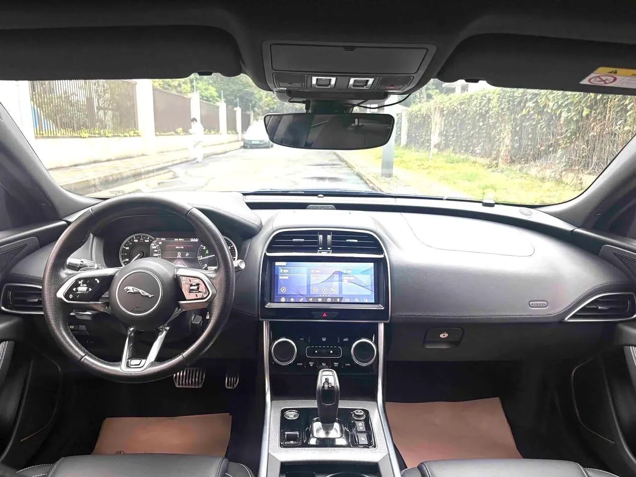 Jaguar 2020 XEL 2.0T 200PS R-DYNAMIC S Enterprising Sports Edition Automatic Gear 7