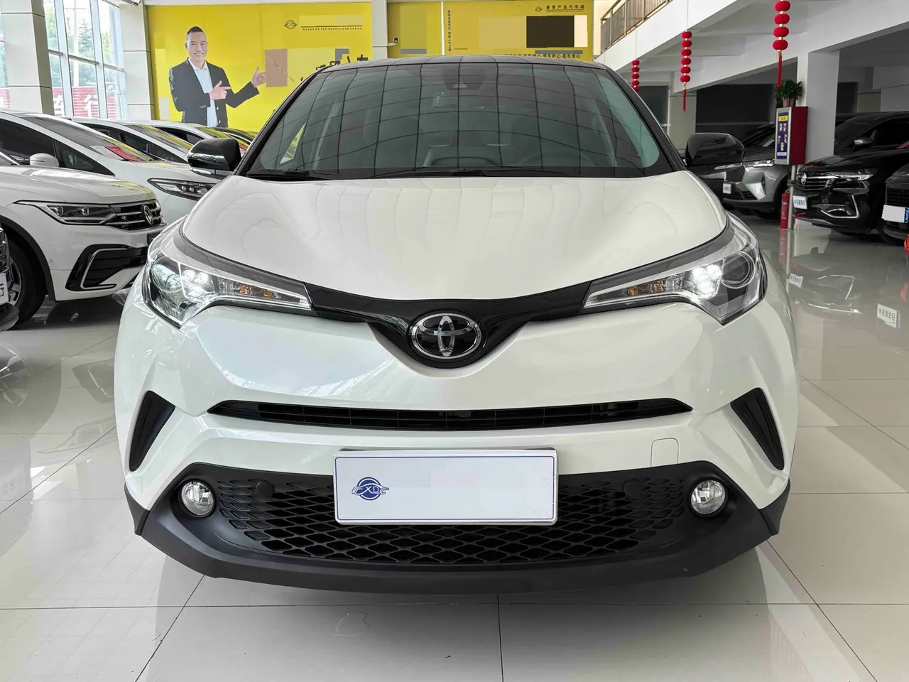 Toyota 2020 C- HR 2.0 stepless leading version of automatic gear 2