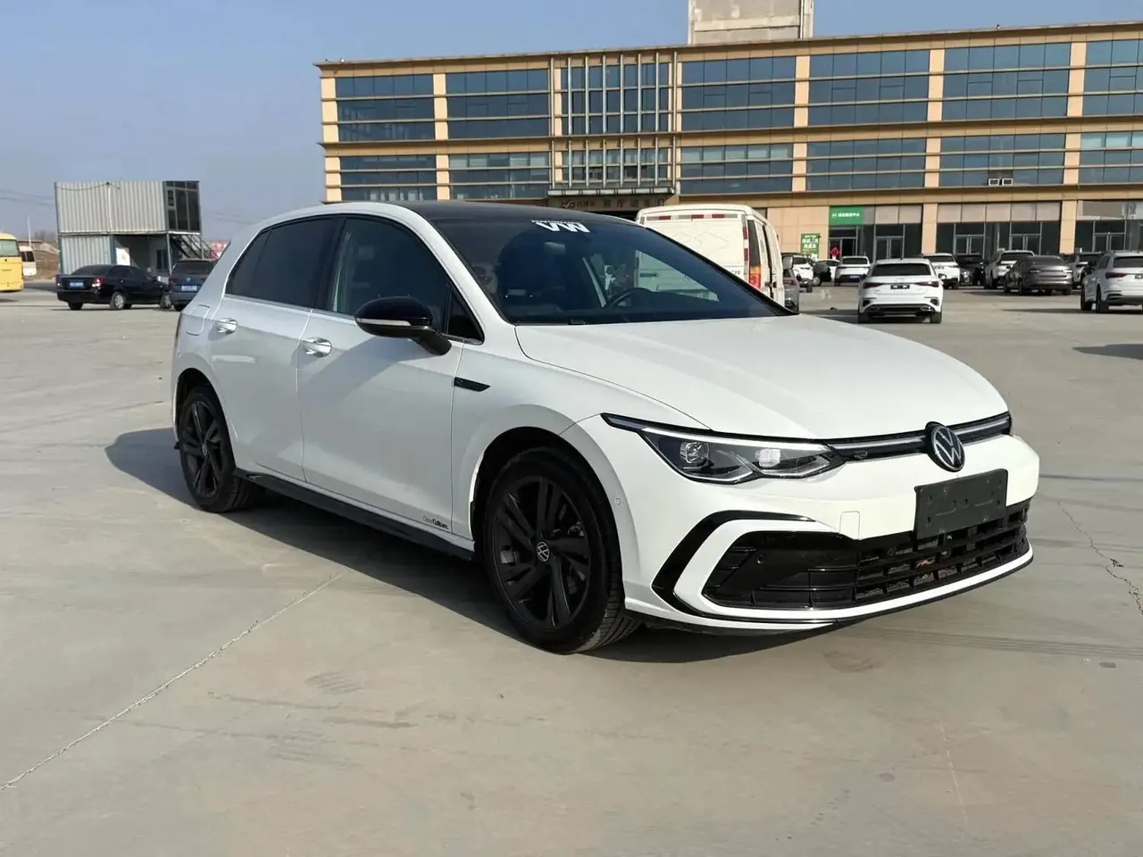 Volkswagen 2021 Golf 8 R-Line 1.4TSI 280TSI Automatic 2