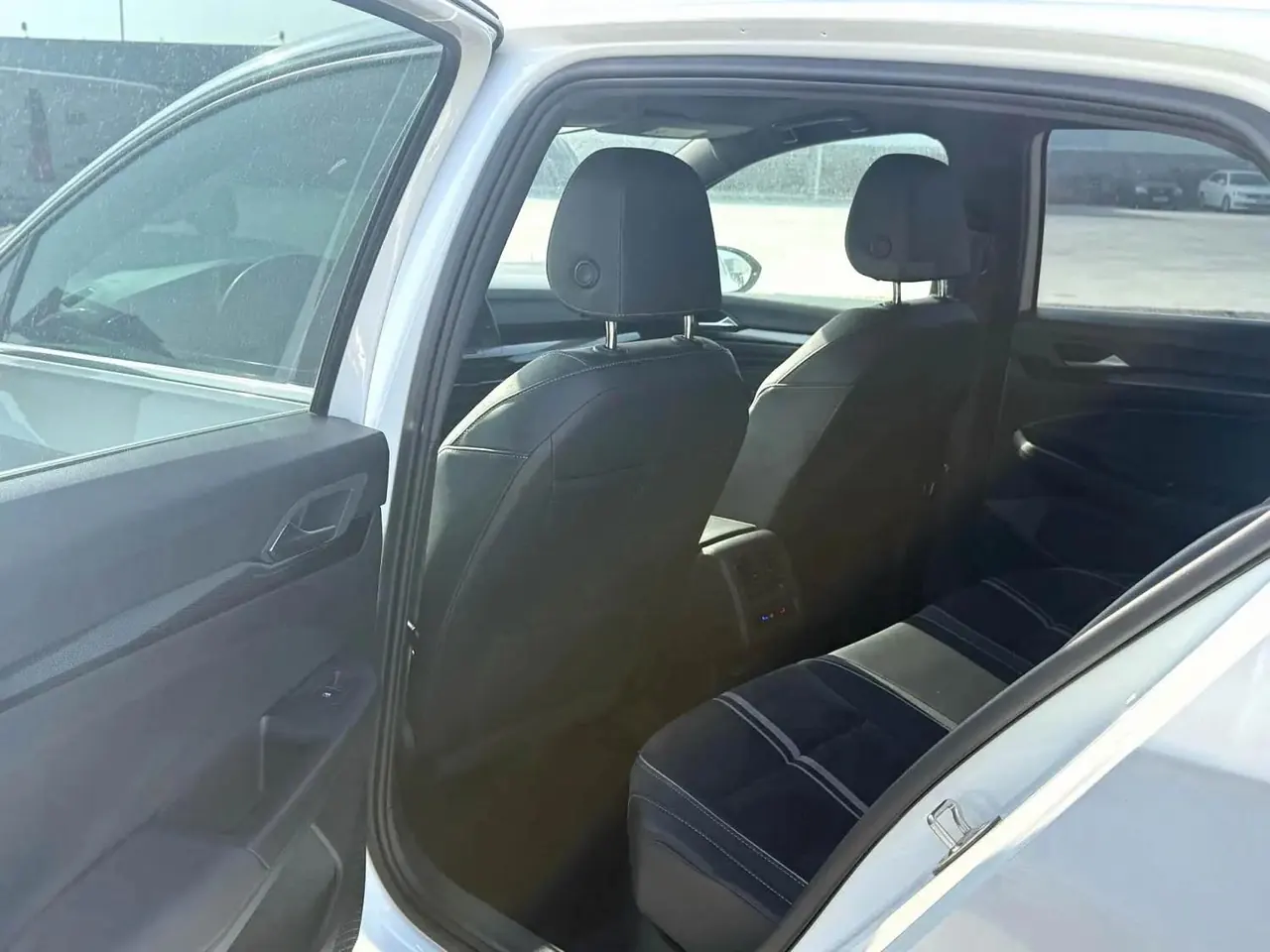 Volkswagen 2021 Golf 8 R-Line 1.4TSI 280TSI Automatic 6