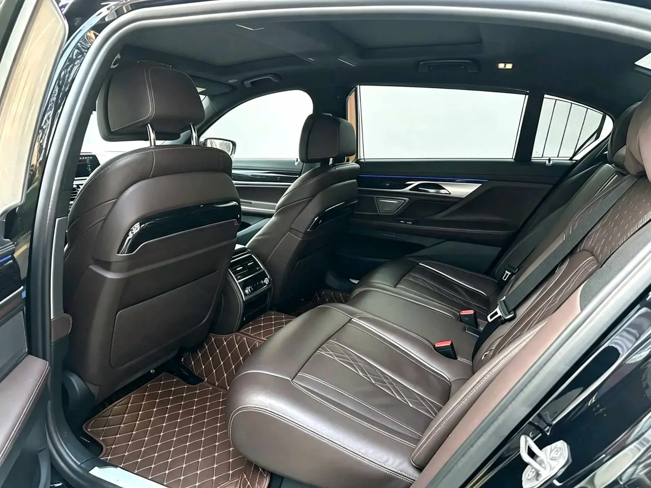 BMW 7 Series (Imported) 2021 730Li 2.0T M Sports Suit Automatic Gear 3