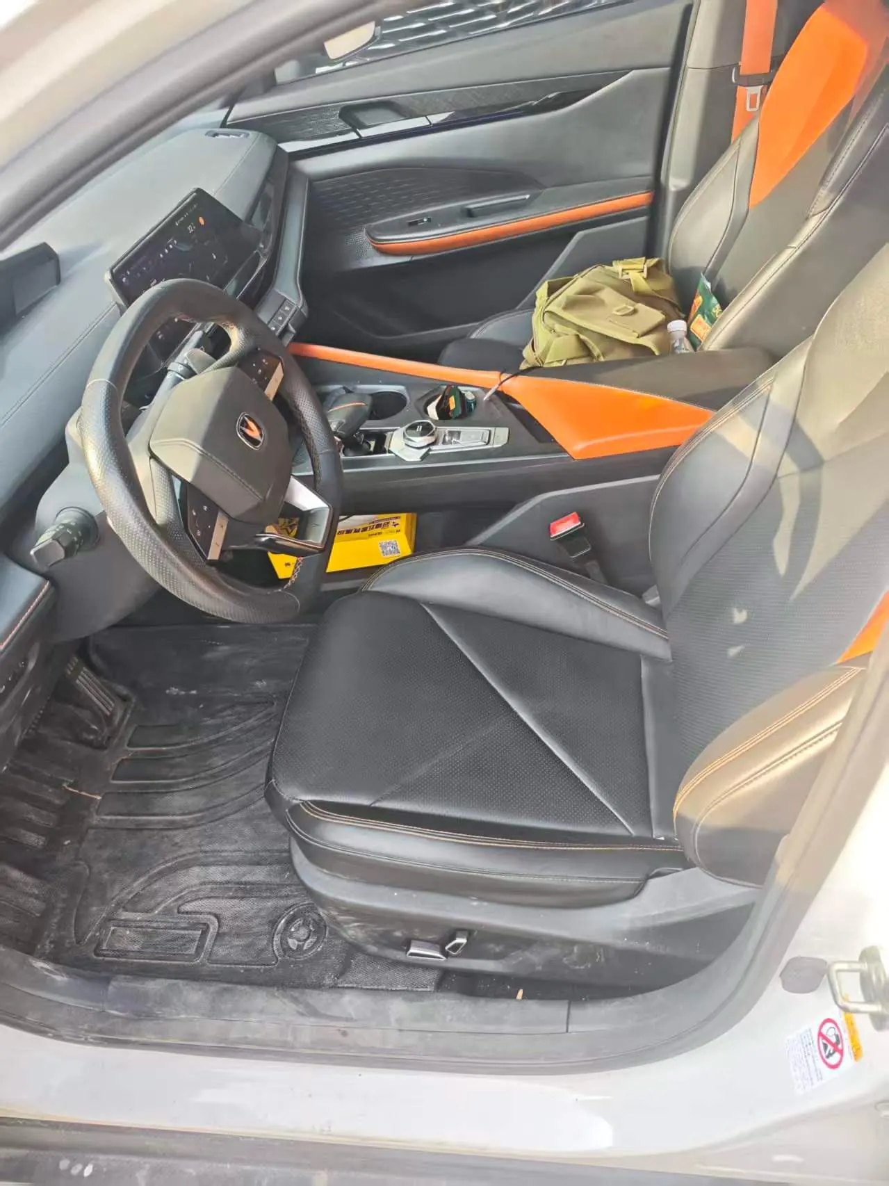ChangAn 2022 UNI-V 1.5T honorable automatic gear 4