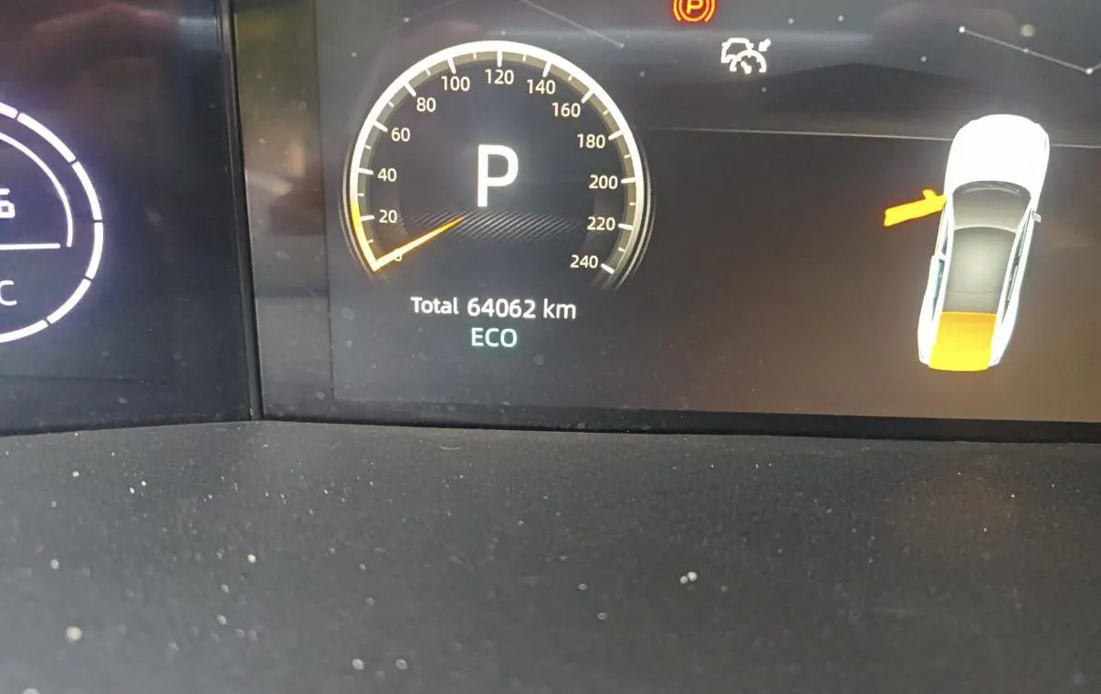 ChangAn 2022 UNI-V 1.5T honorable automatic gear 6