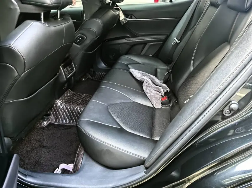 Toyota 2023 Camry 2.5G Deluxe Edition Automatic Gear 4
