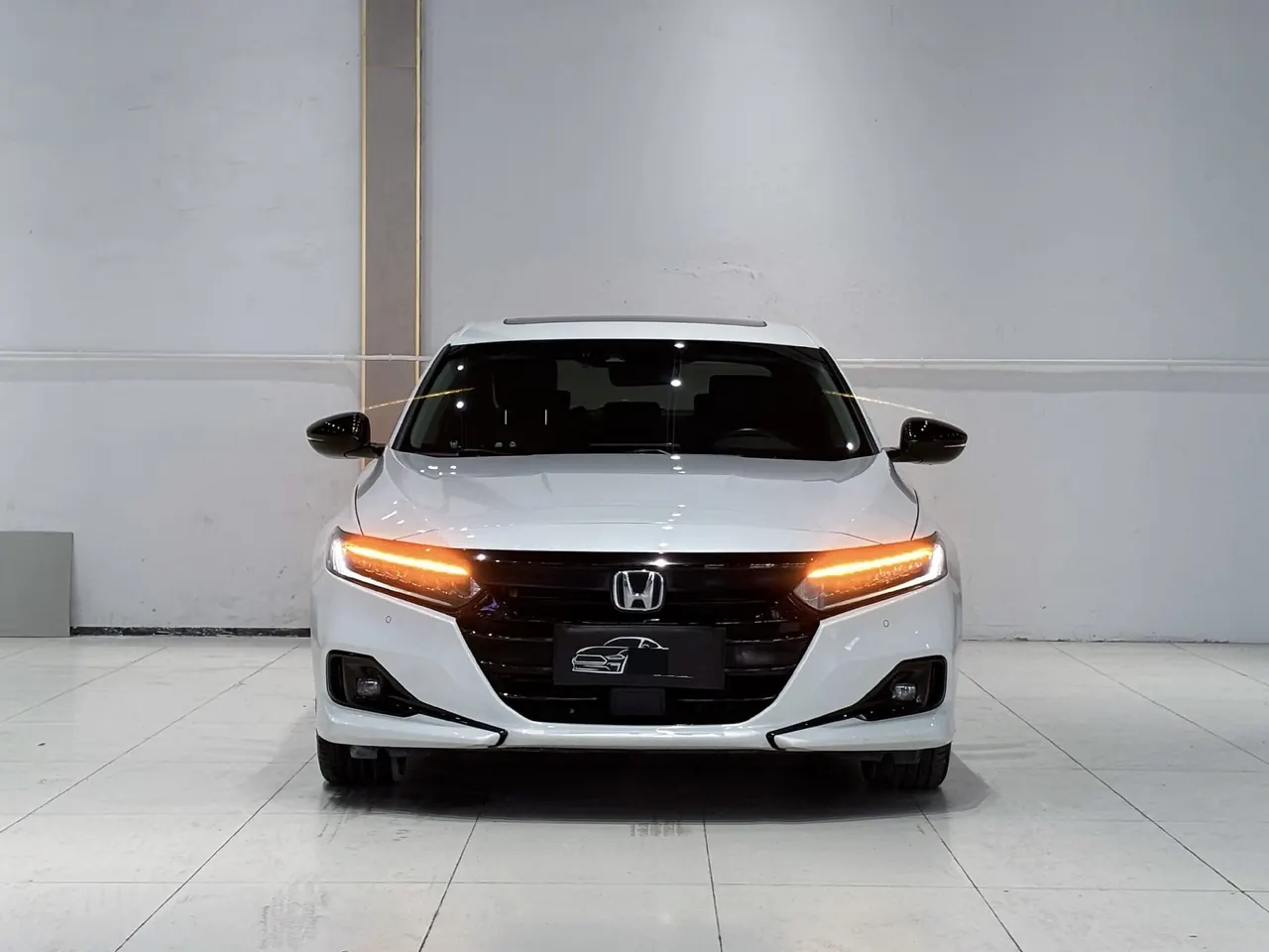 Honda 2022 10th Generation Accord Hybrid 2.0 Stepless Magic Night Reed Edition Automatic Gear 2