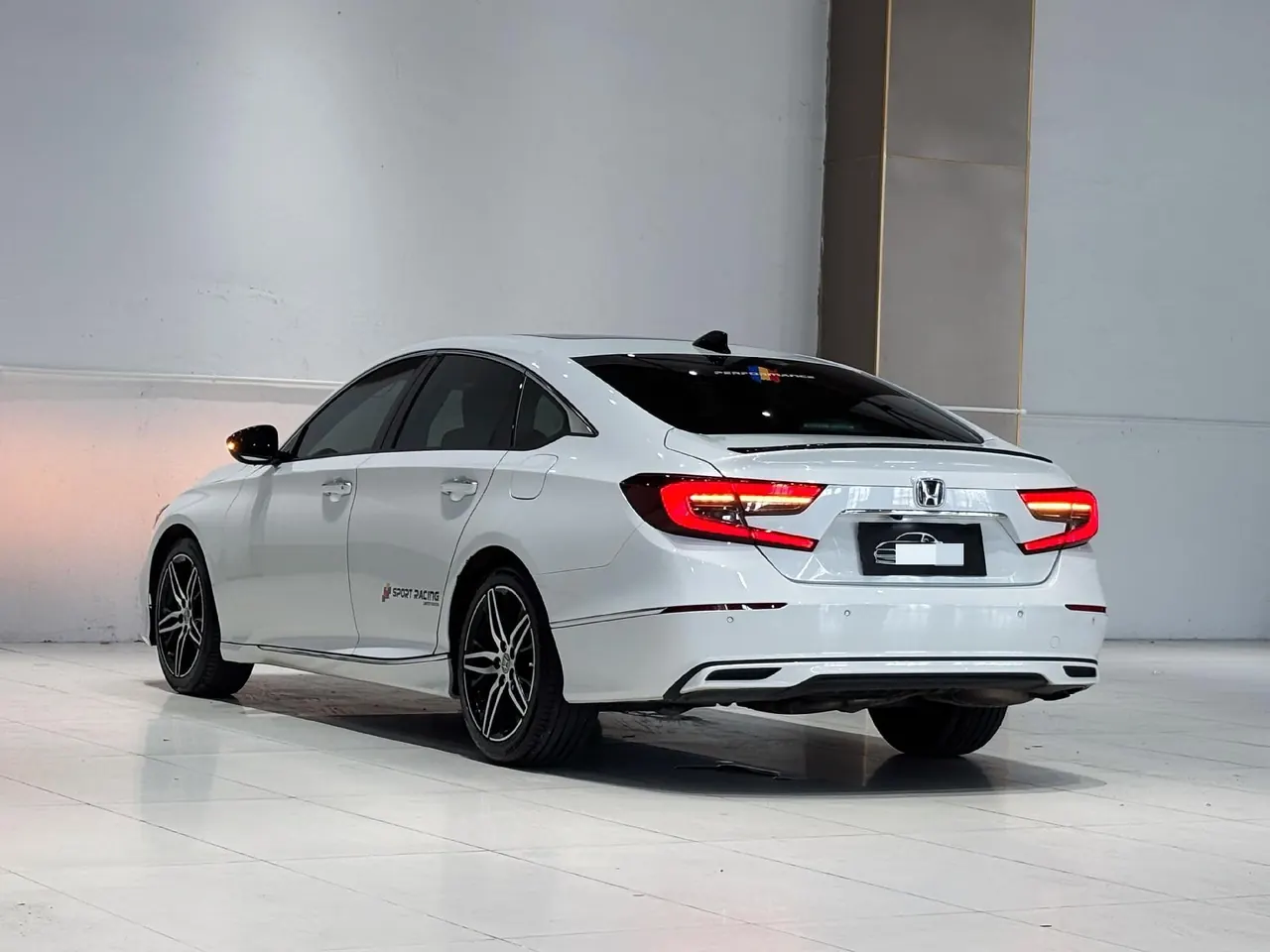 Honda 2022 10th Generation Accord Hybrid 2.0 Stepless Magic Night Reed Edition Automatic Gear 7