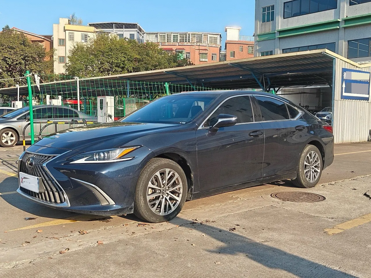 Open image lightbox: Lexus ES (Imported) 2023 ES200 2.0 Stepless Premium Edition Automatic Gear