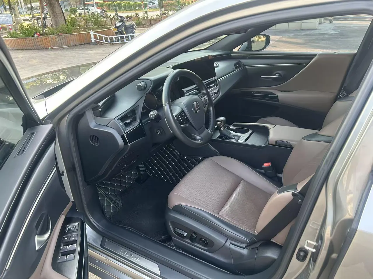 Lexus ES (Imported) 2022 ES300h 2.5 Stepless Excellence Edition Automatic Gear 4