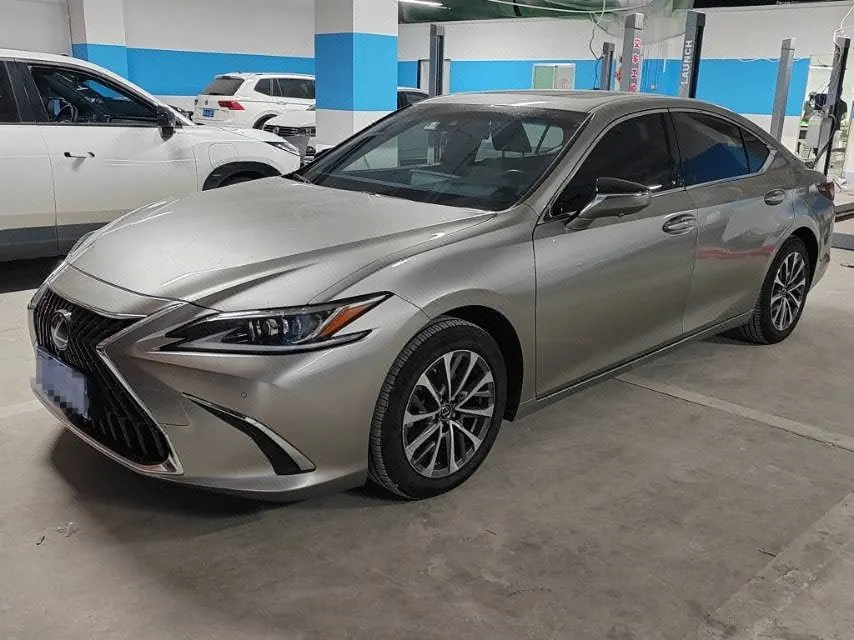 Open image lightbox: Lexus ES (Imported) 2022 ES300h 2.5 Stepless Excellence Edition Automatic Gear