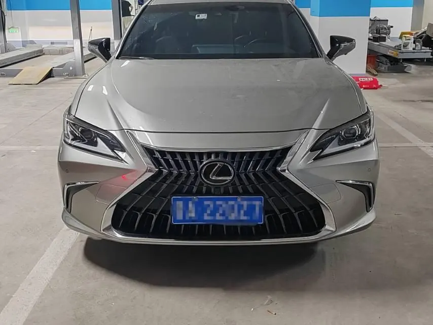 Lexus ES (Imported) 2022 ES300h 2.5 Stepless Excellence Edition Automatic Gear 2