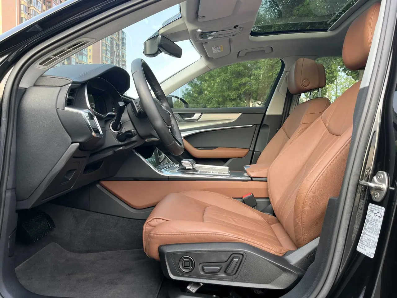 Audi 2020 A6L 2.0TFSI 45TFSI Zhenzhiya Automatic Gear 2